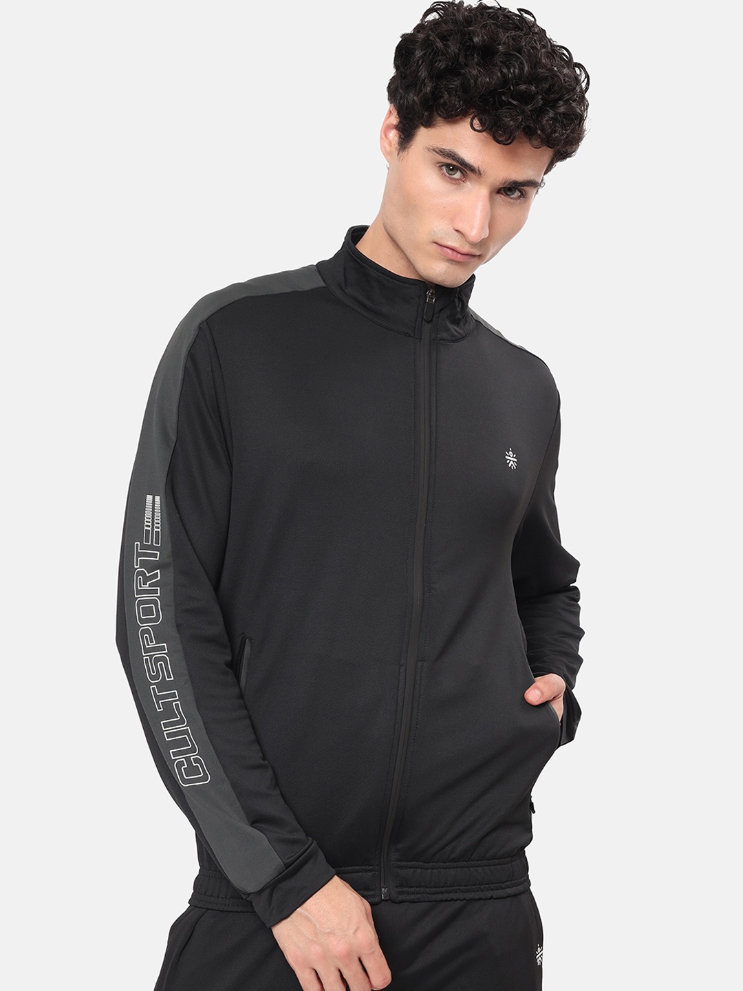 

CULT Men Lightweight Training or Gym Sporty Jacket, Black
