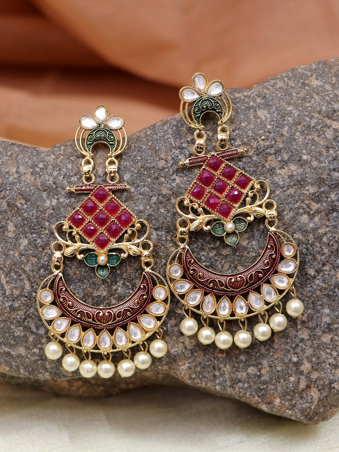 

Crunchy Fashion Classic Drop Earrings, Gold