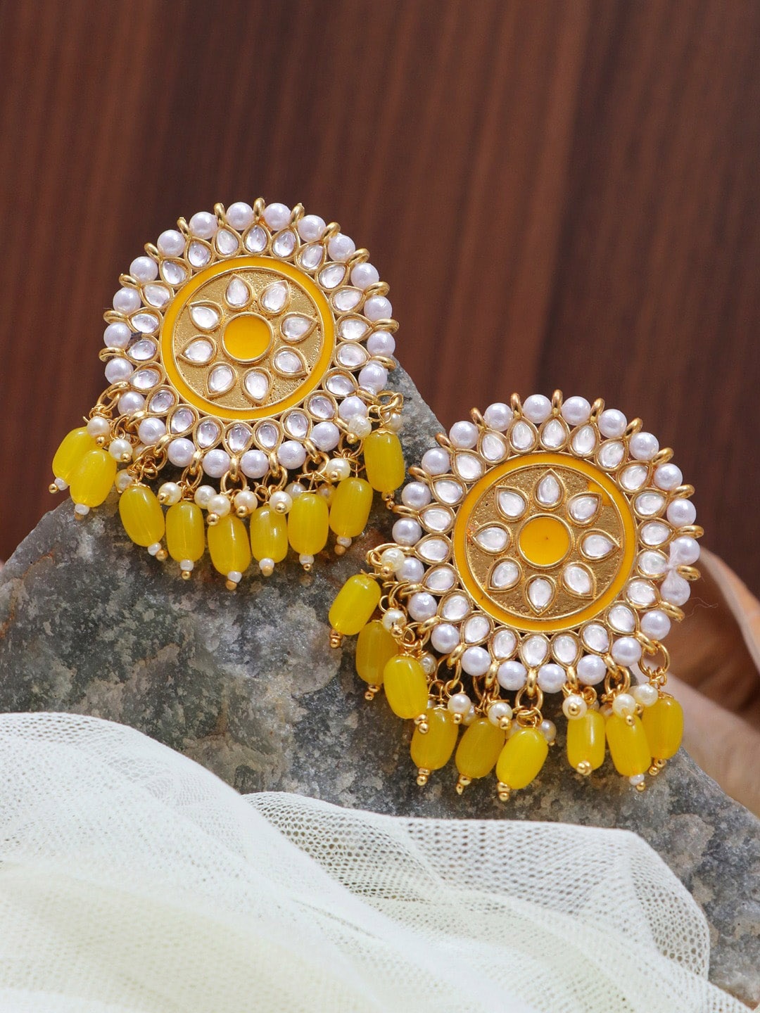 

Crunchy Fashion Gold-Plated Classic Studs Earrings, Yellow