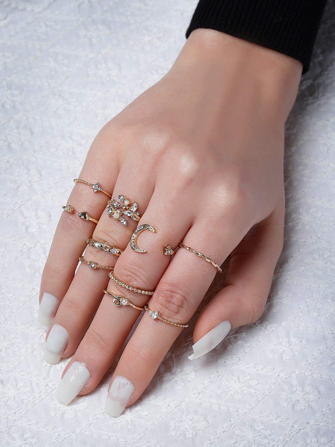 

VOGUE PANASH Set Of 10 Gold-Plated & AD-Studded Finger Rings