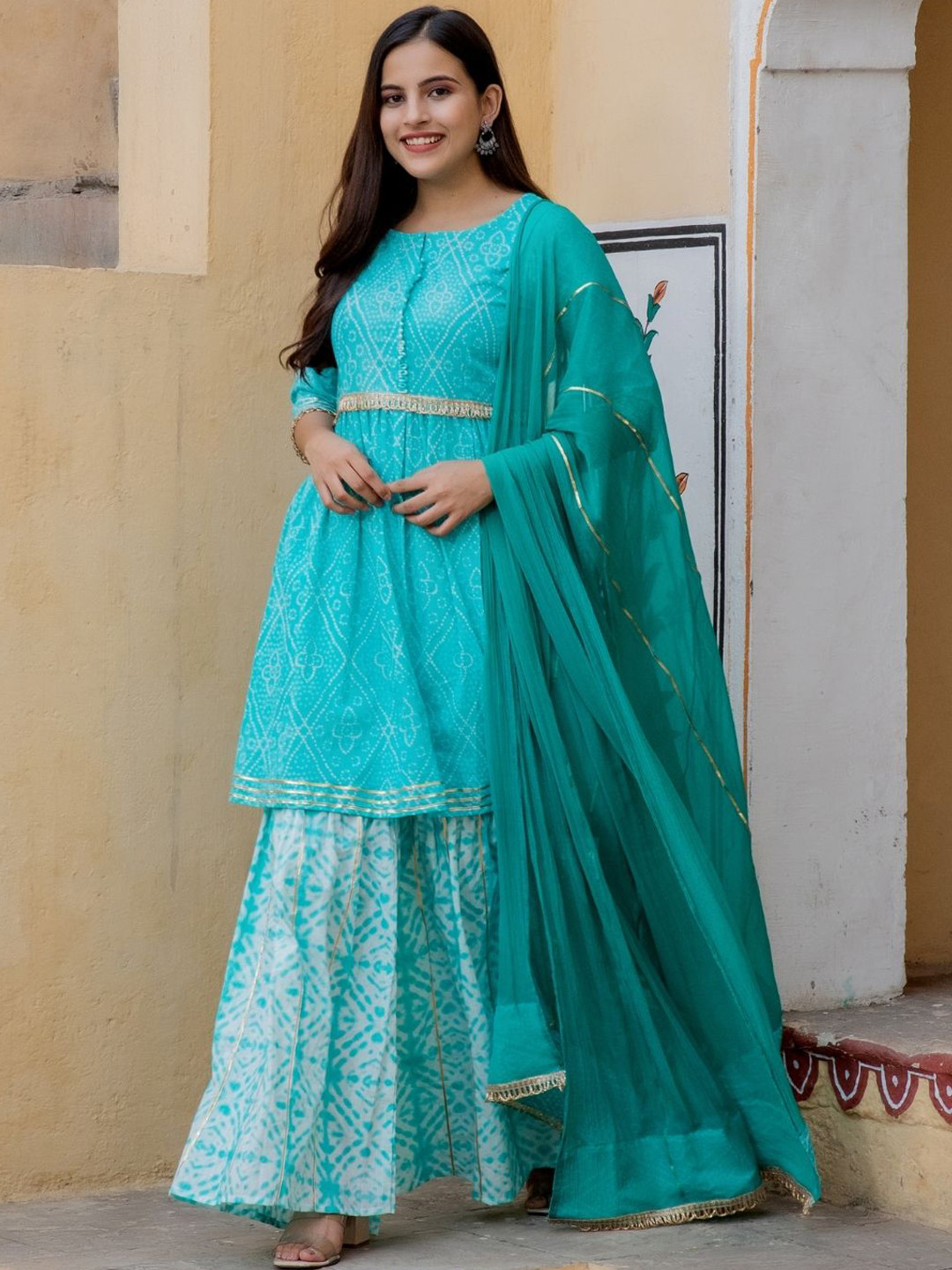 

HOUSE OF JAMOTI Women Bandhani Printed Kurti with Sharara & Dupatta, Turquoise blue