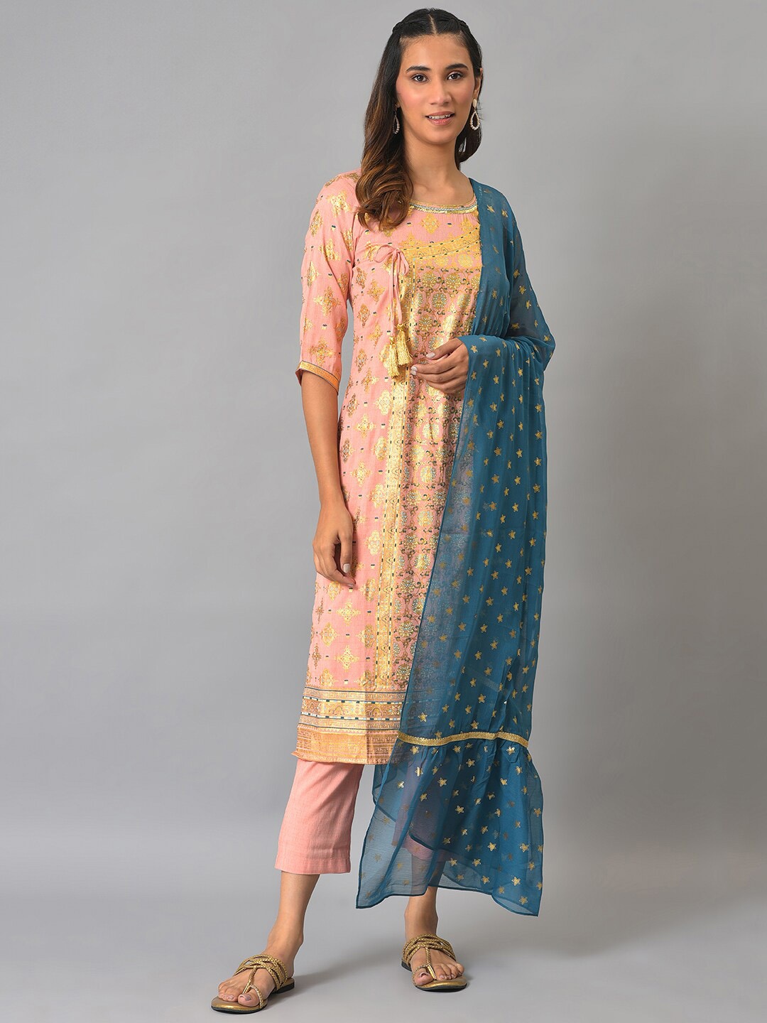 

AURELIA Women Ethnic Motifs Printed Angrakha Kurta with Palazzos & Dupatta, Peach