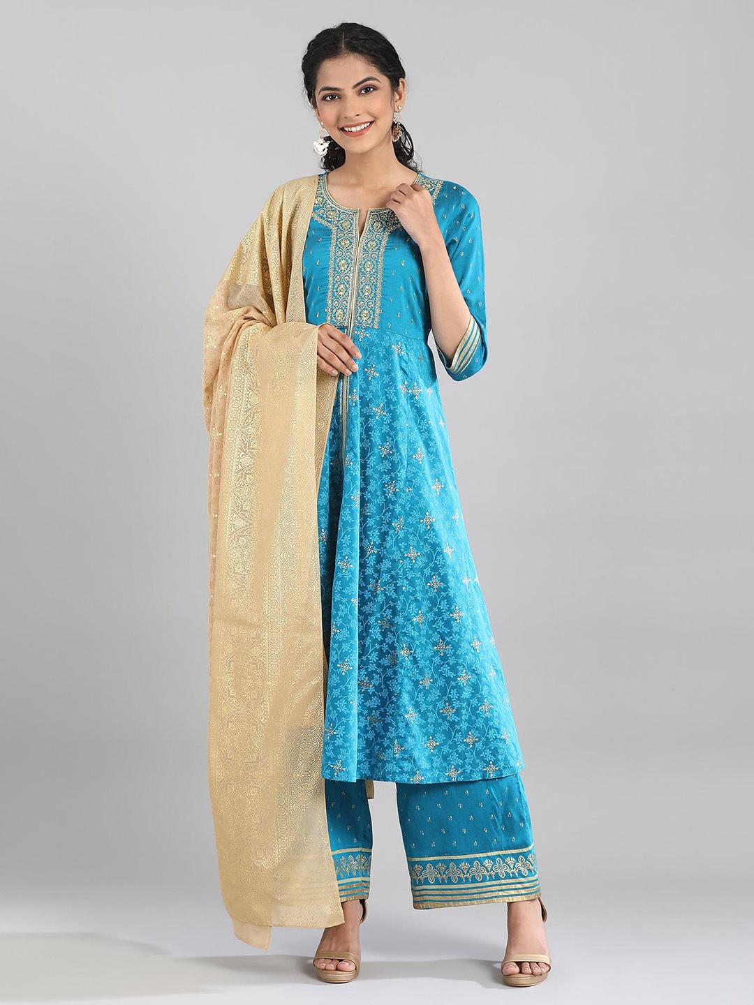 

AURELIA Women Floral Printed Empire Sequinned Kurta with Palazzos & Dupatta, Blue