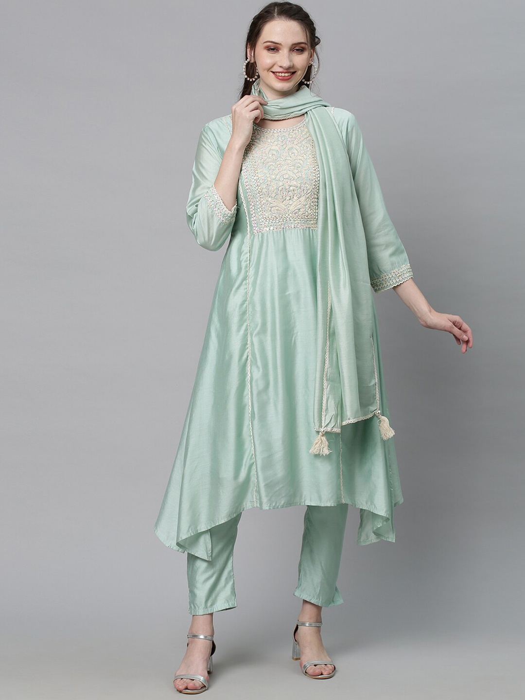 

FASHOR Ethnic Motifs Embroidered Panelled Kurta with Trousers & Dupatta, Green