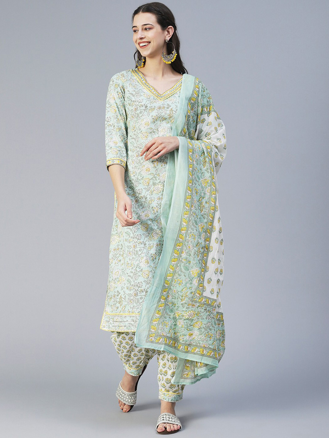 

FASHOR Floral Printed V-Neck Pure Cotton Kurta with Harem Pants & Dupatta, Green