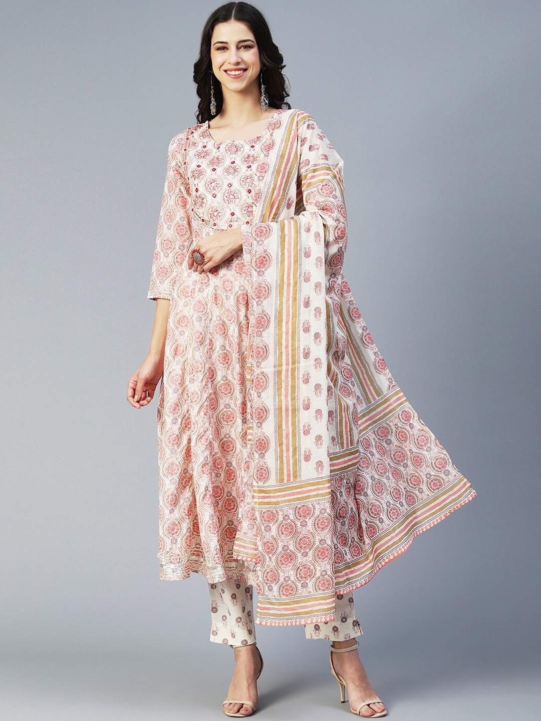 

FASHOR Women Ethnic Motifs Printed Gotta Patti Pure Cotton Kurta With Trousers & Dupatta, Peach