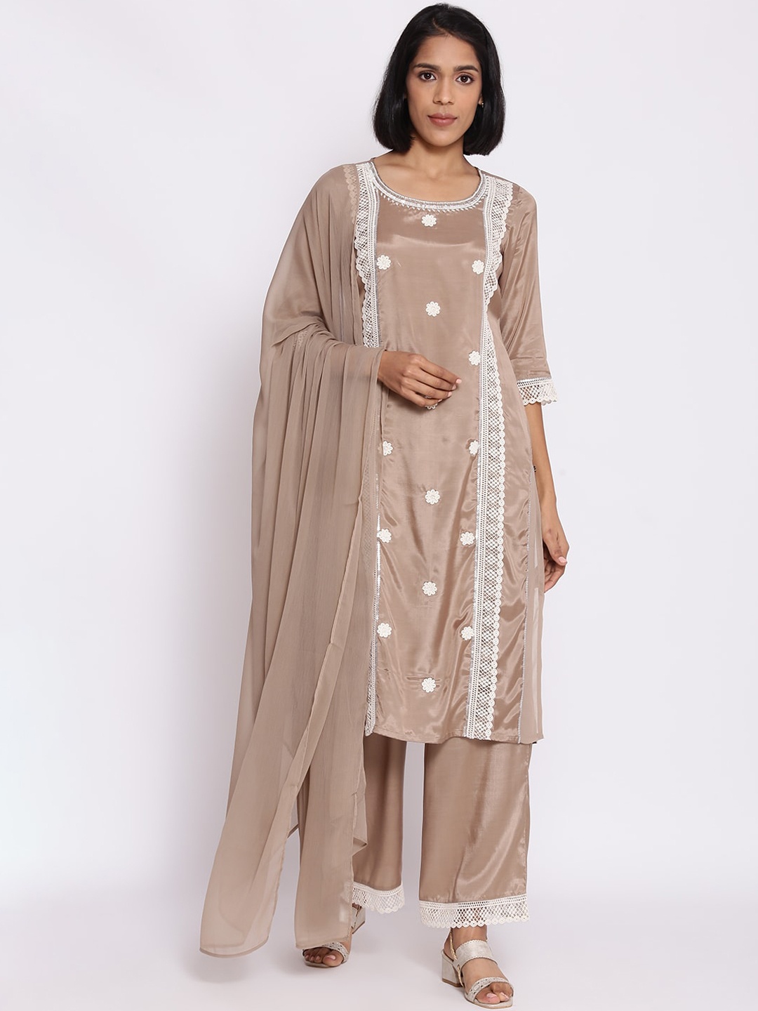 

AURELIA Women Beige Floral Embroidered Thread Work Kurta