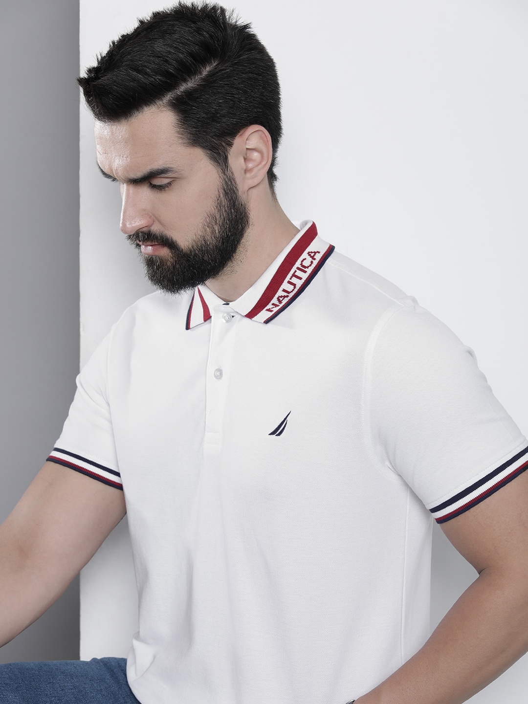 

Nautica Men Polo Collar Pure Cotton T-shirt With Brand Logo Print Detail On Collar, White