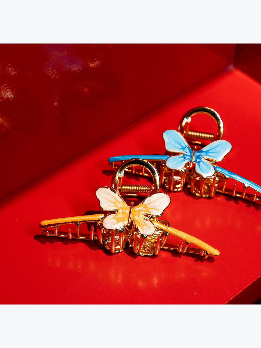 

VAGHBHATT Women Set of 2 Butterfly Claw Clip, Blue
