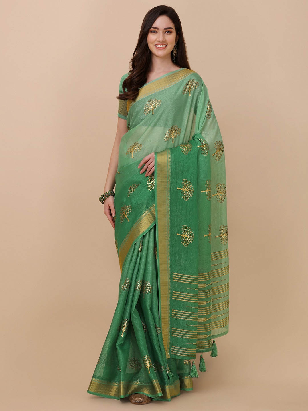 

Mitera Floral Printed Pure Silk Saree, Green