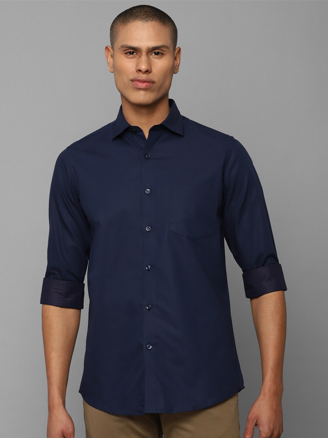 

Allen Solly Men Slim Fit Cotton Casual Shirt, Navy blue