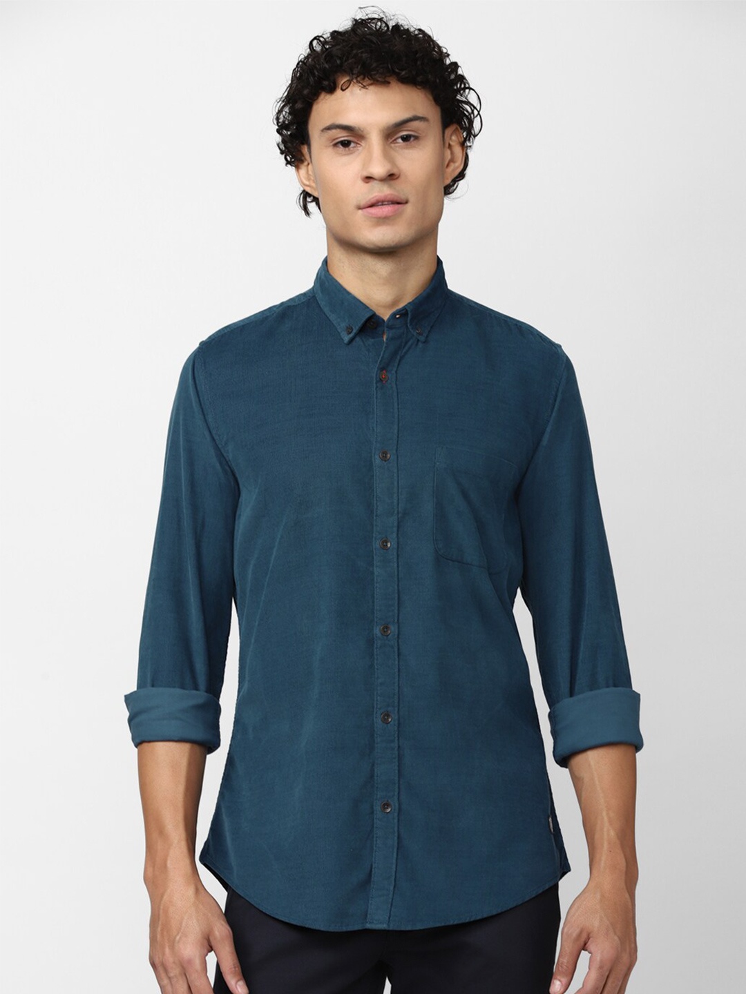 

Peter England Casuals Men Slim Fit Pure Cotton Casual Shirt, Teal