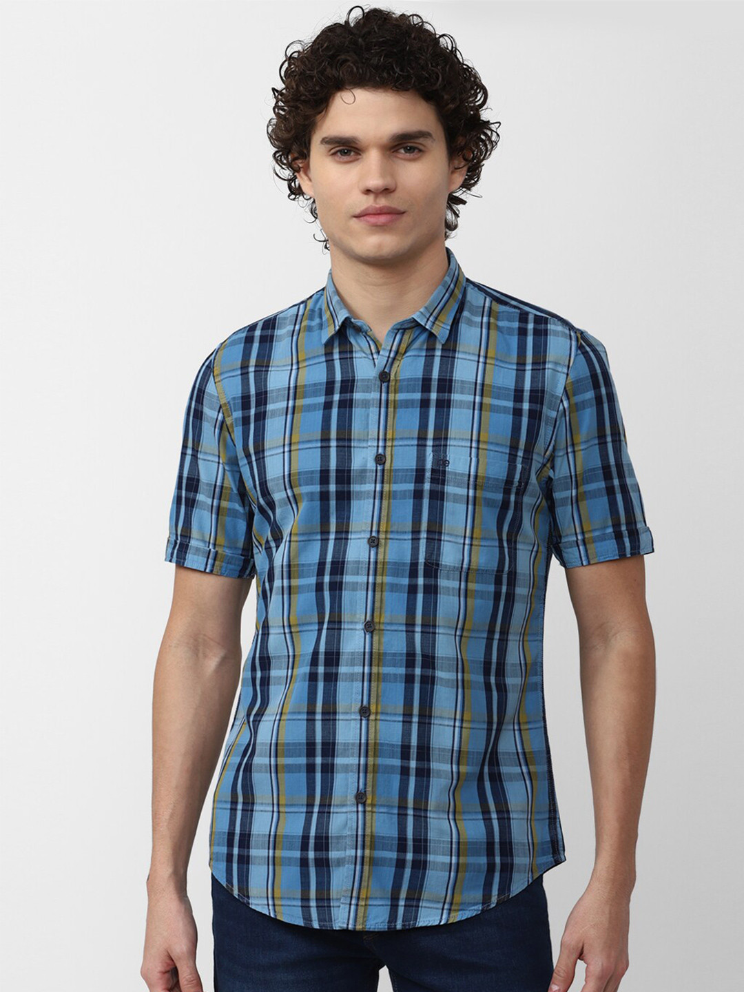 

Peter England Casuals Men Slim Fit Tartan Checked Pure Cotton Casual Shirt, Blue