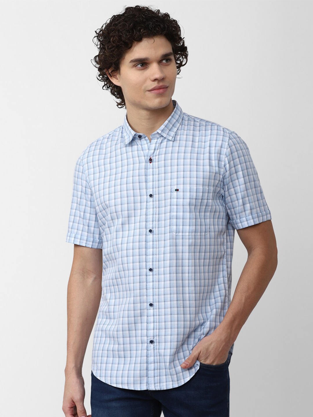 

Peter England Casuals Men Checked Cotton Slim Fit Casual Shirt, Blue