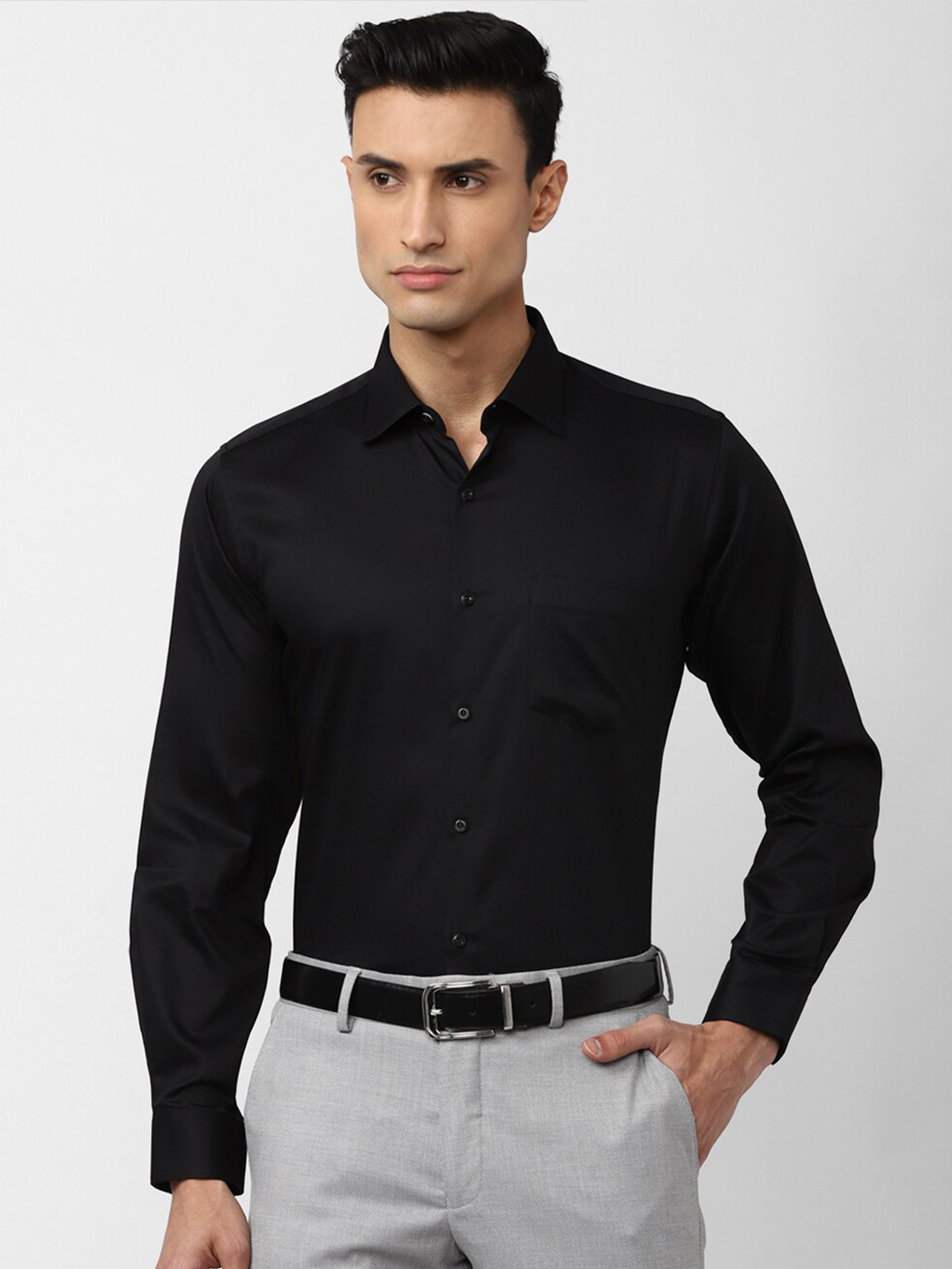 

Van Heusen Men Pure Cotton Formal Shirt, Black