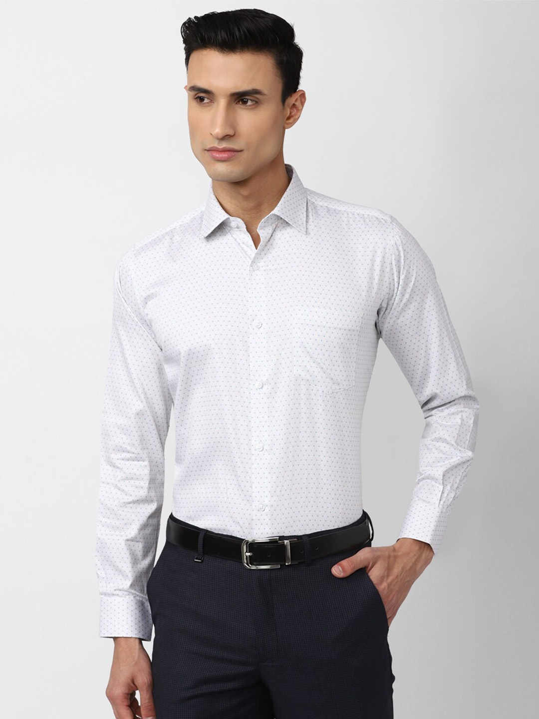 

Van Heusen Men Printed Pure Cotton Formal Shirt, White