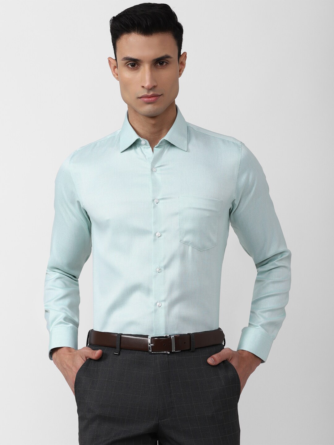 

Van Heusen Men Slim Fit Pure Cotton Formal Shirt, Blue