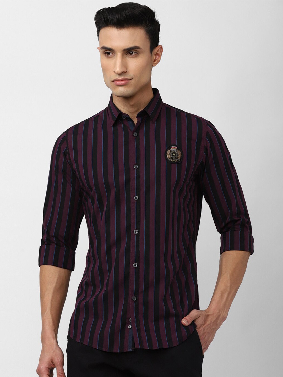 

Van Heusen Sport Men Slim Fit Striped Pure Cotton Casual Shirt, Brown