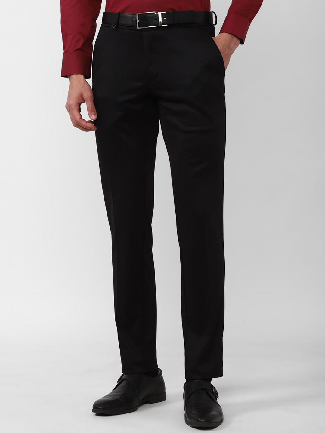 

Van Heusen Men Slim Fit Trousers, Black