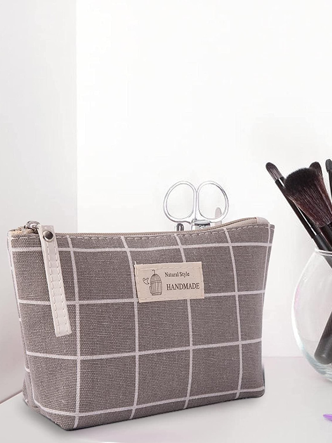 

HOUSE OF QUIRK Grey Checks Printed Canvas Multi-Function Travel Pouch