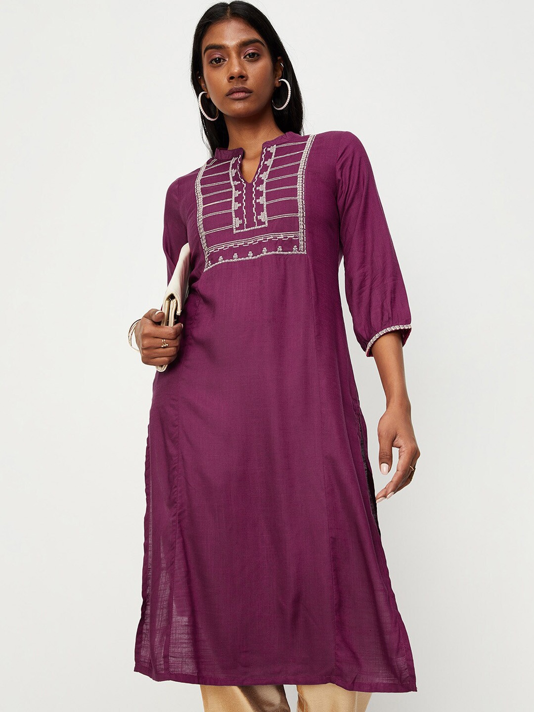 

max Women Embroidered Thread Work Kurta, Fuchsia