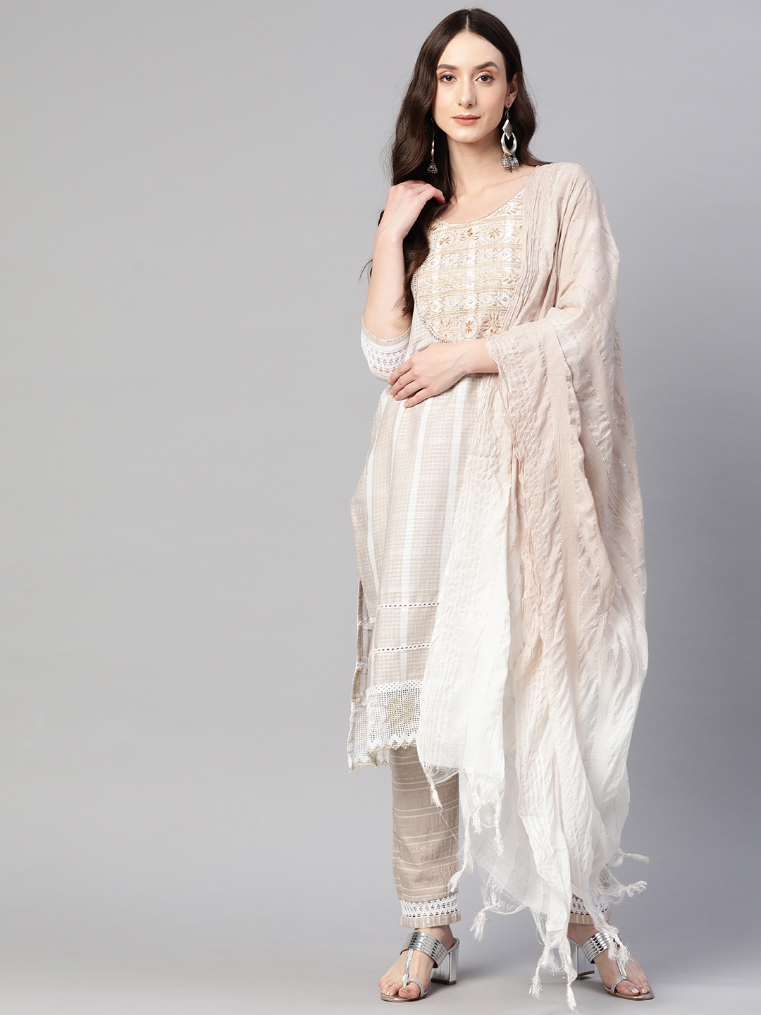 

SERONA FABRICS Women Ethnic Motifs Embroidered Kurta With Trousers & With Dupatta, Beige