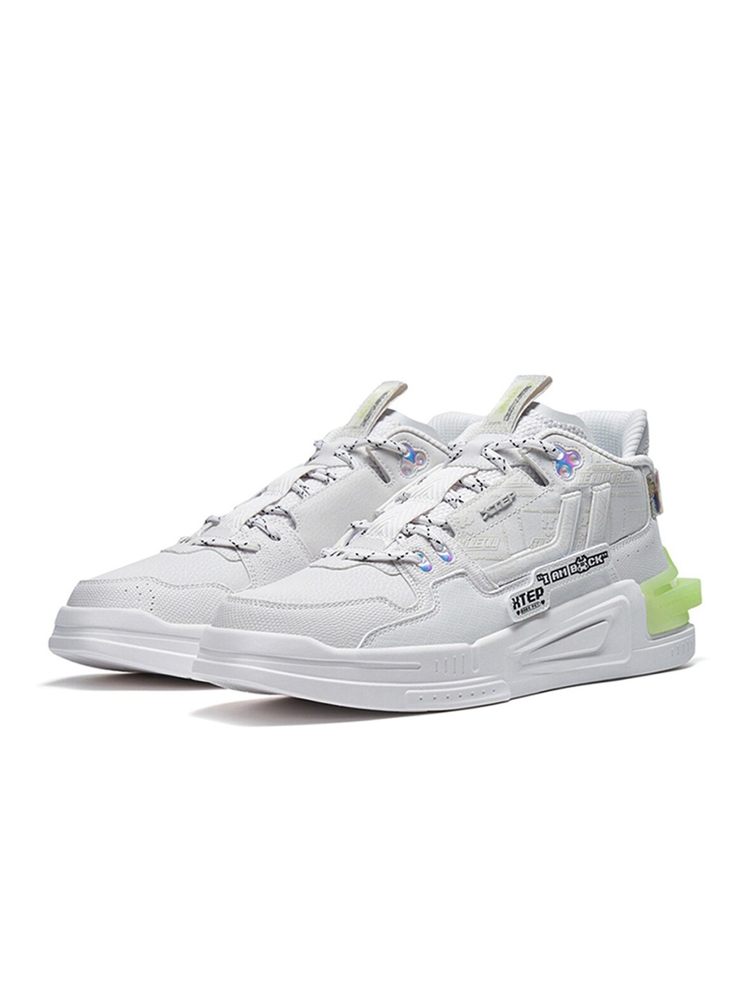 

Xtep Men High-Top Skateboarding Non-Marking Shoes, White
