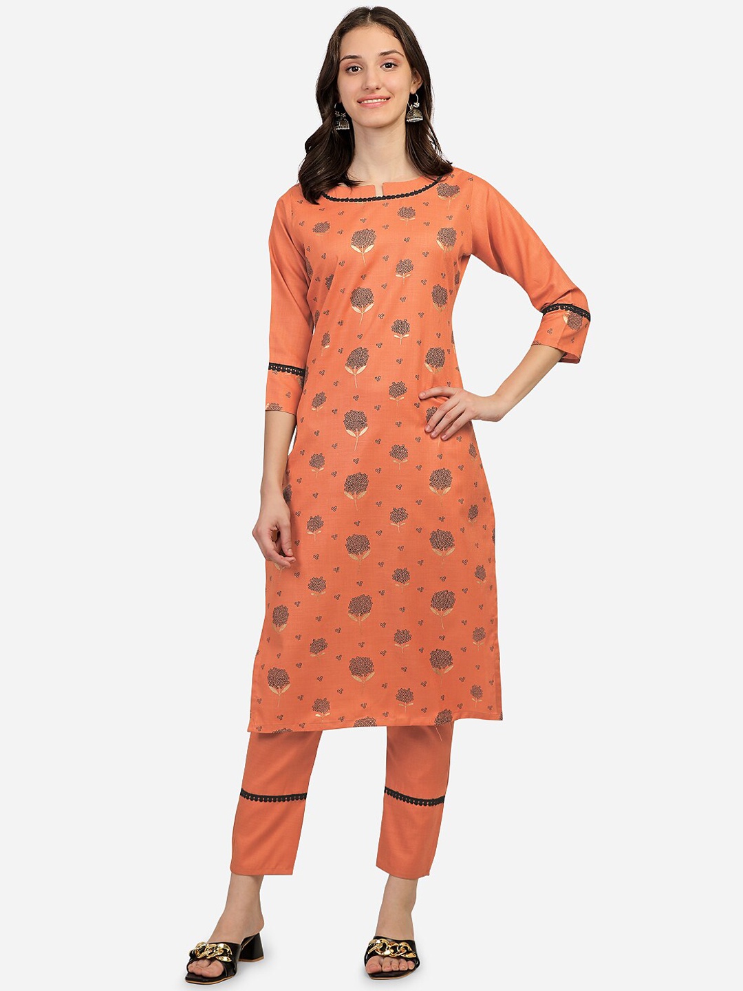 

FEMMIBELLA Women Floral Printed Kurta With Trousers, Orange