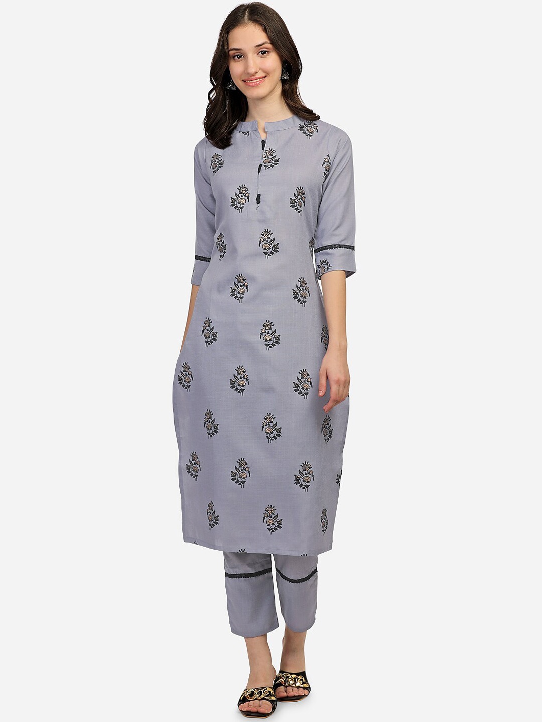 

FEMMIBELLA Women Floral Printed Kurta With Trousers, Grey