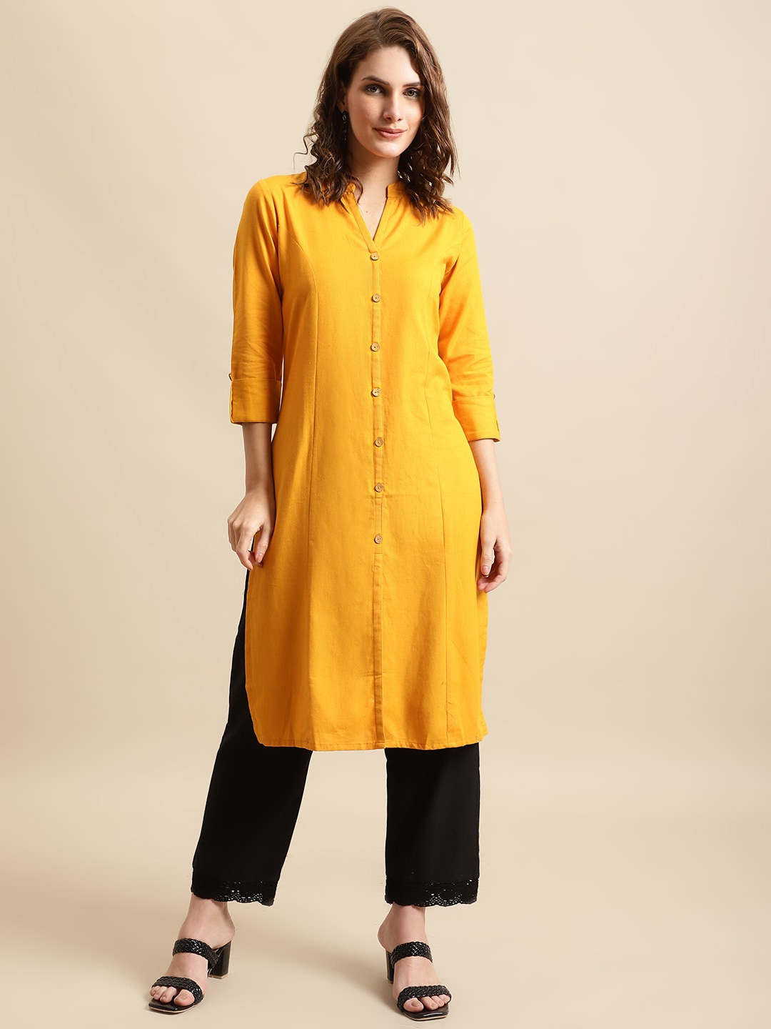 

Pistaa Mandarin Collar Straight Regular Pure Cotton Kurta, Yellow