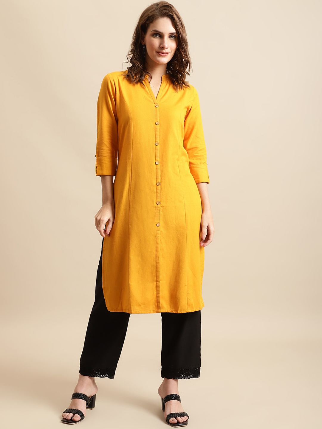 

Pistaa Mandarin Collar Three-Quarter Sleeves Cotton Kurta, Yellow