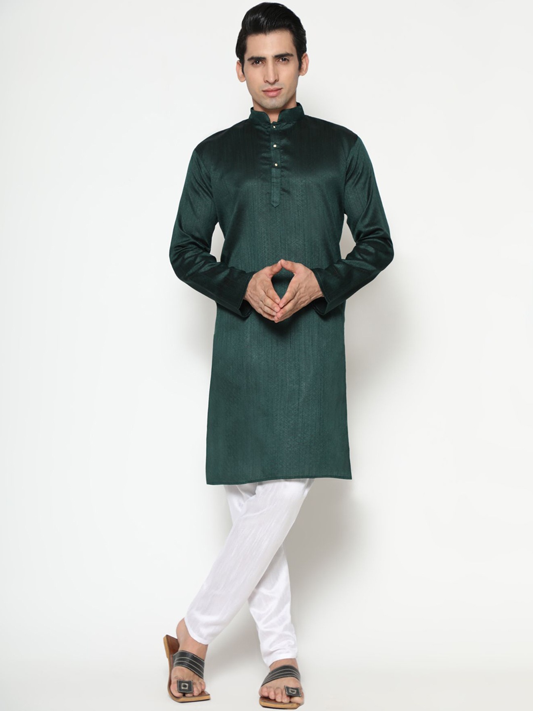 

PREMROOP- THE STYLE YOU LOVE Men Ethnic Motifs Kurta with Pyjamas, Green