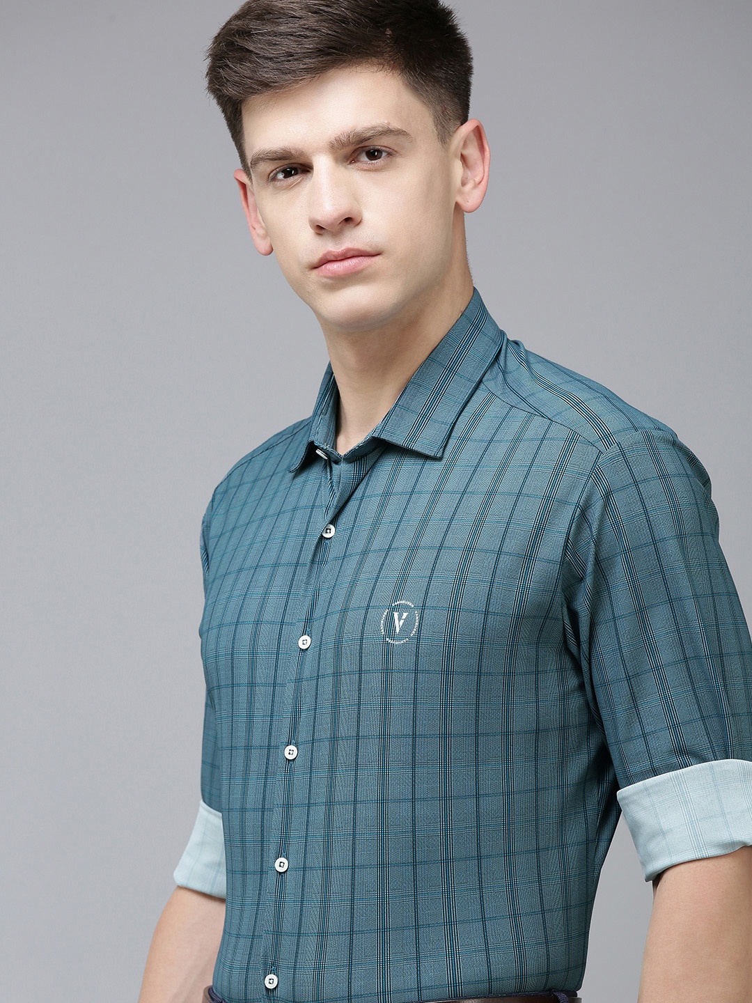 

Van Heusen Men Slim Fit Tartan Checks Opaque Knitted Formal Shirt, Teal