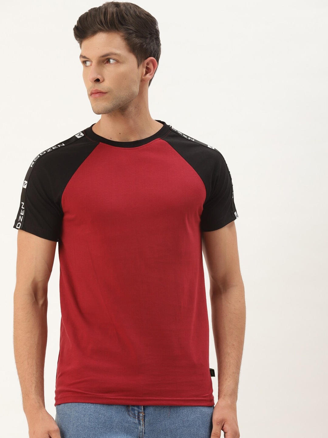 

Rodzen Men Cotton Colourblocked T-shirt, Maroon