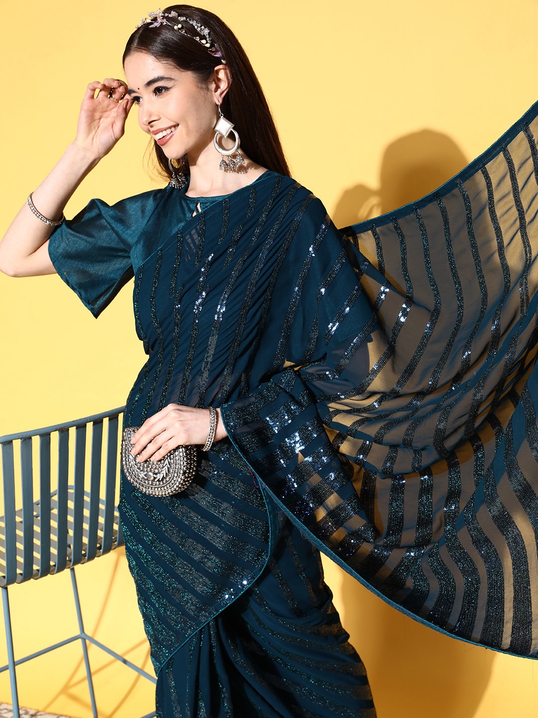 

Mitera Teal Embellished Sequinned Maheshwari Saree
