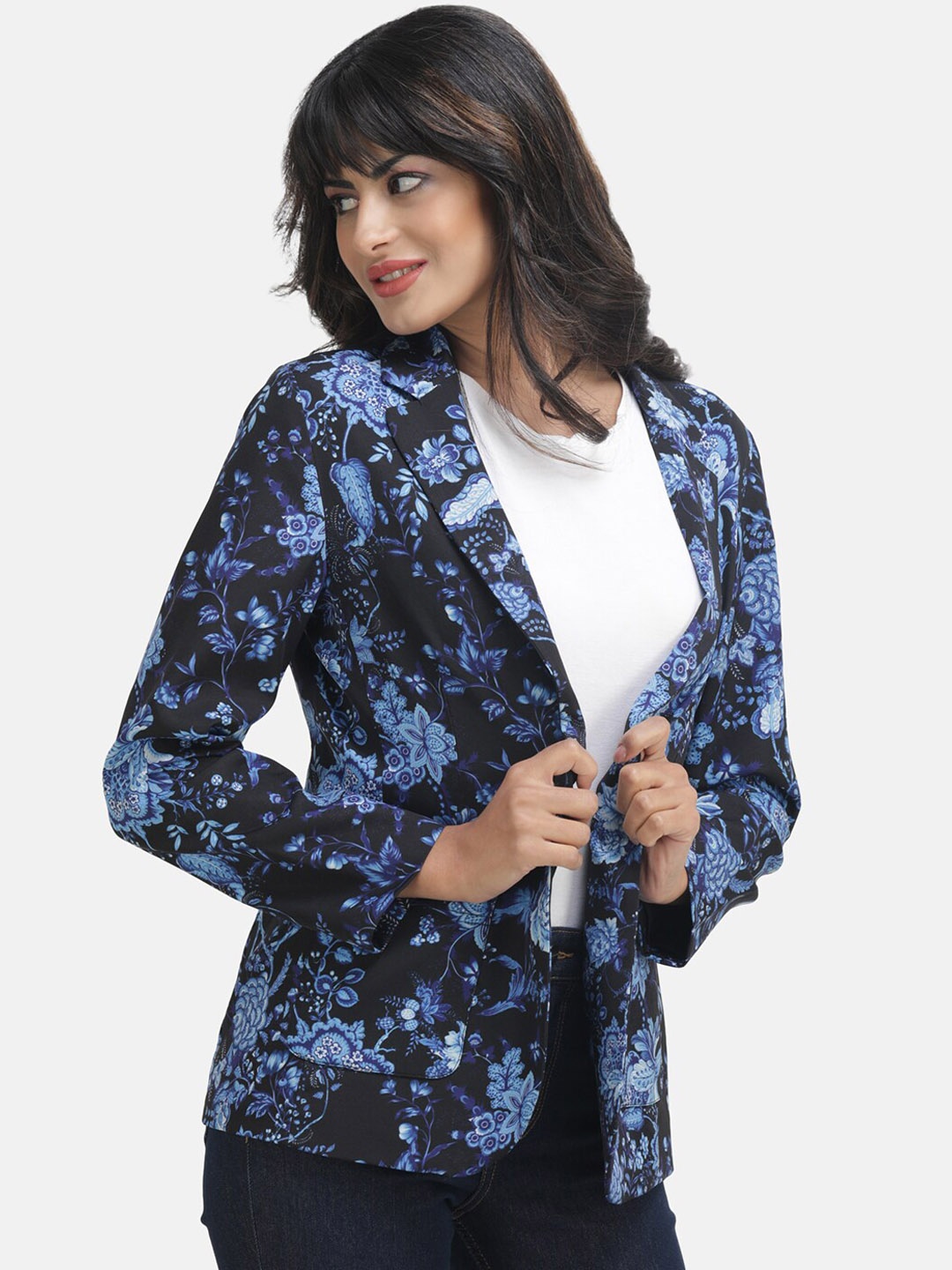 

SHAYE Women Floral Printed Front Open Comfort-Fit Blazer, Black