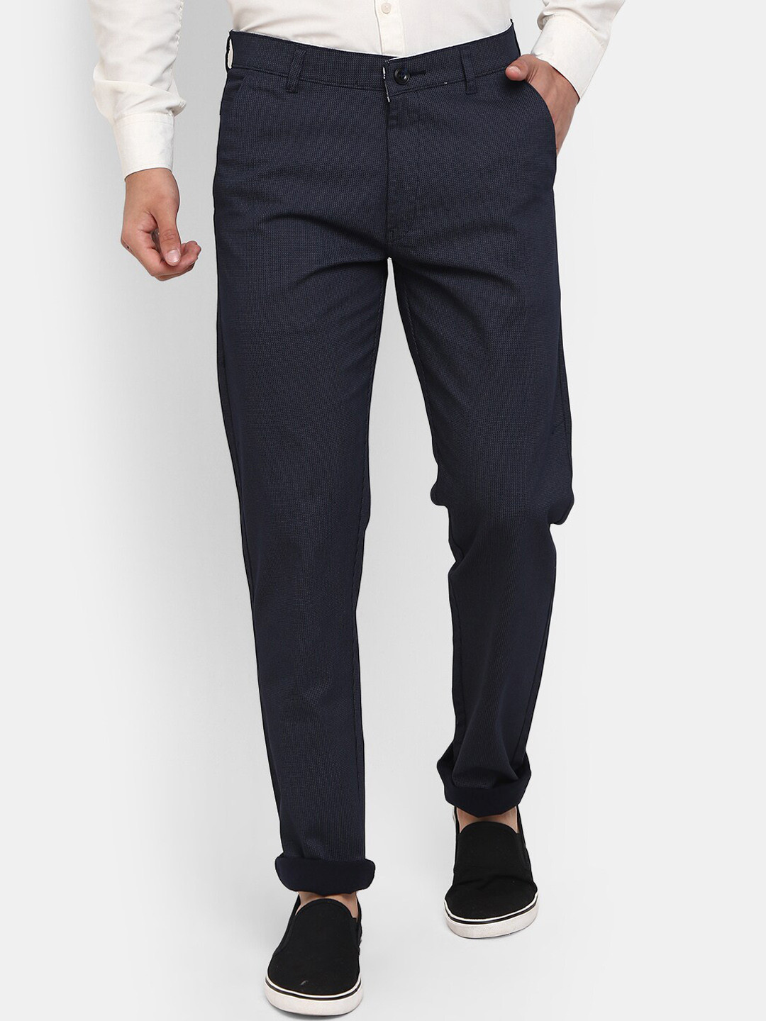 

V-Mart Men Textured Classic Slim Fit Trousers, Navy blue