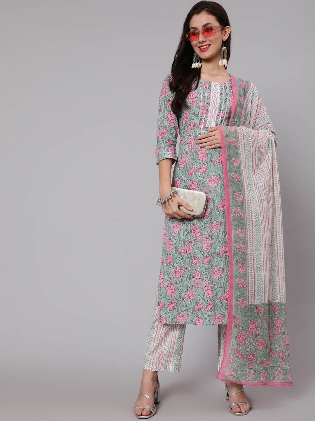 

WOMENCLICK Floral Printed Round Neck Pure Cotton Kurta with Trousers & Dupatta, Green