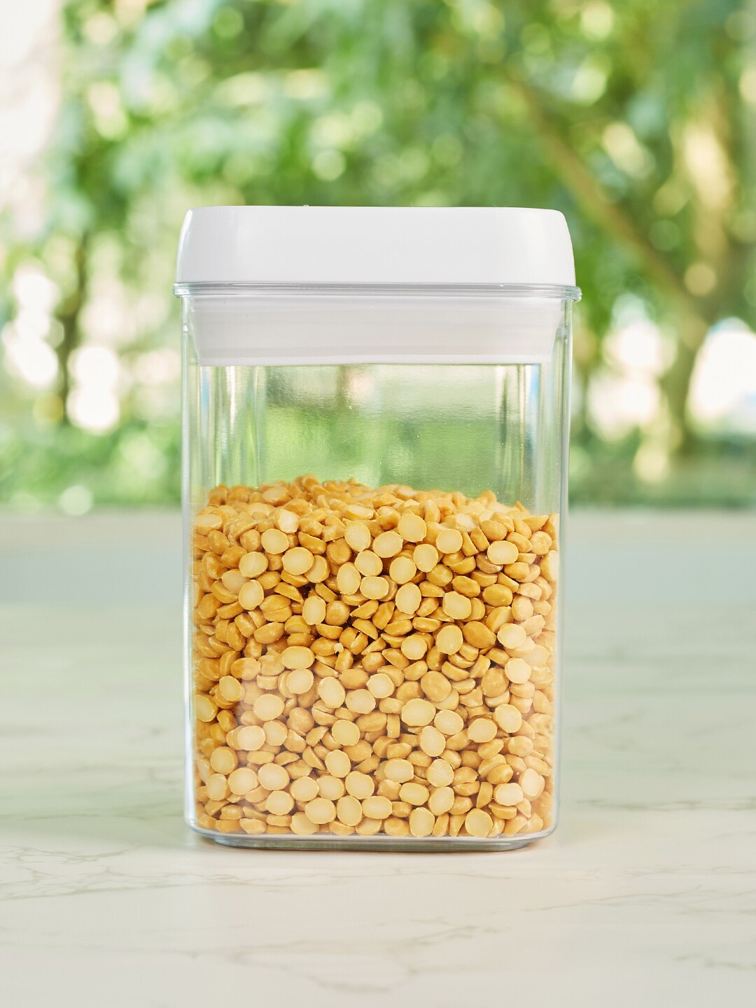 

HomeTown Robusto Transparent & White Air-Tight BPA Free Square Container 800 ml