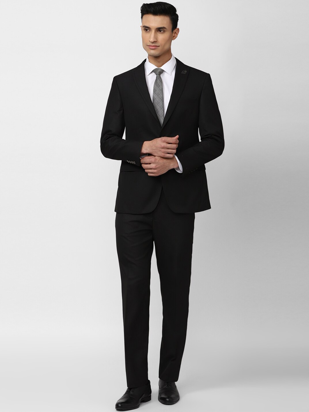 

Peter England Elite Men Single Breasted Formal Suit, Black