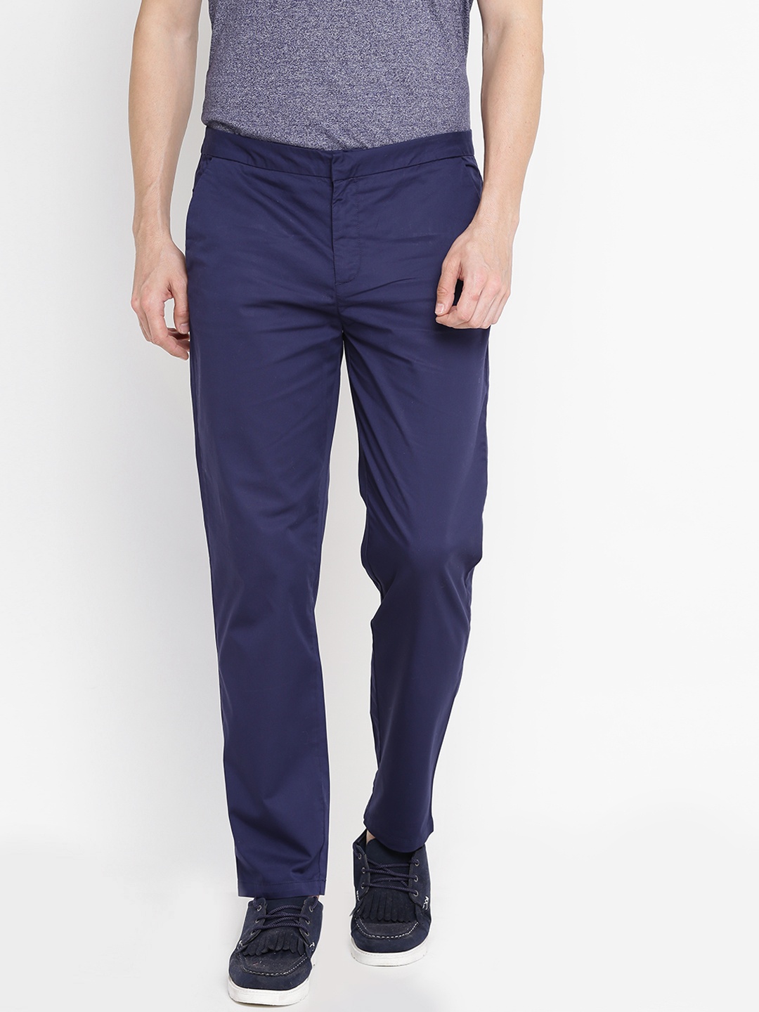 

United Colors of Benetton Men Navy Solid Chinos, Navy blue
