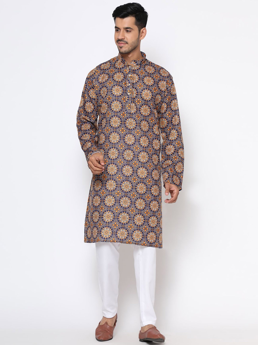 

PREMROOP- THE STYLE YOU LOVE Men Ethnic Motifs Printed Kurta, Navy blue