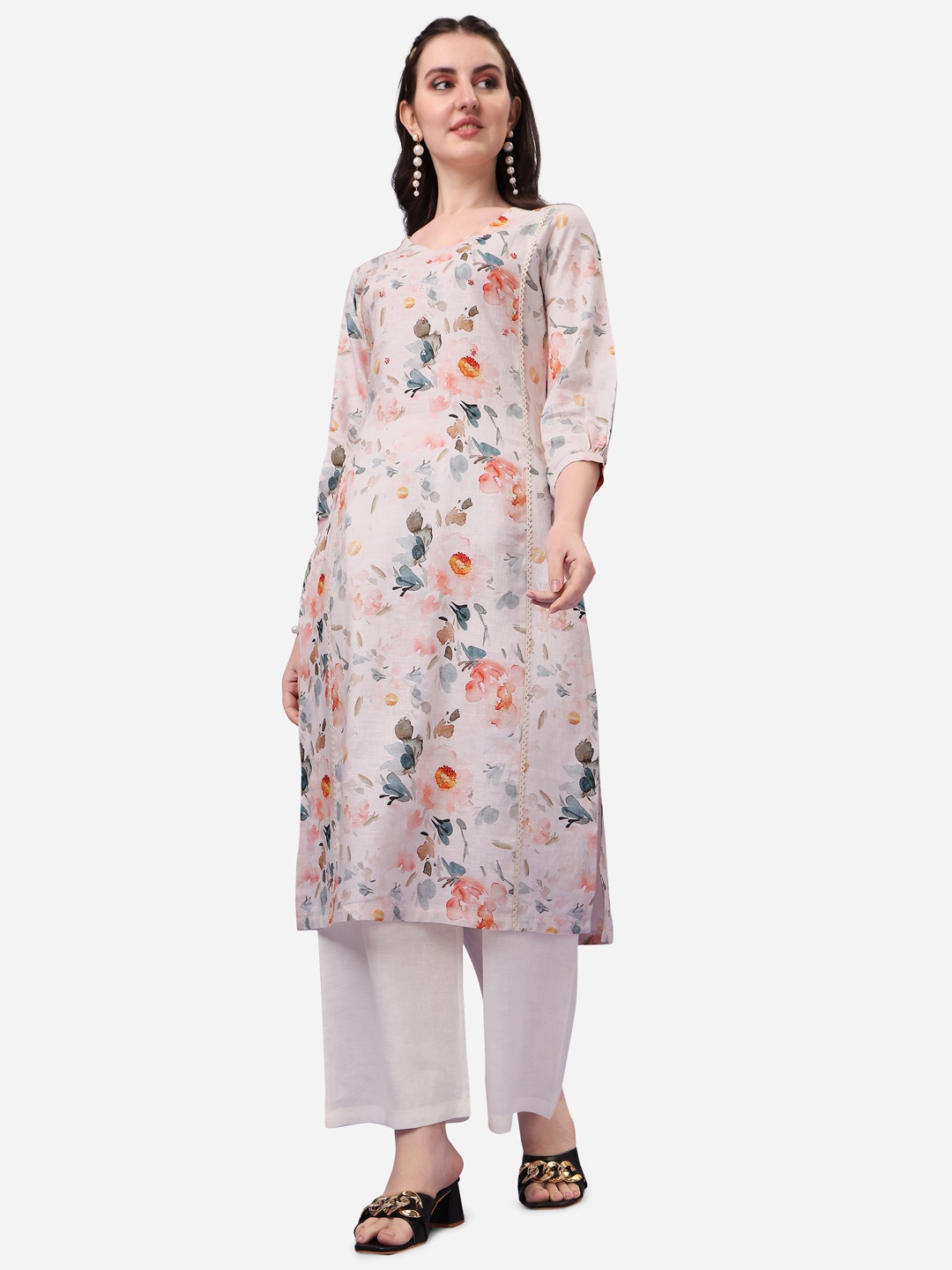 

Seerat Floral Printed Notched Neck Straight Kurta, Cream