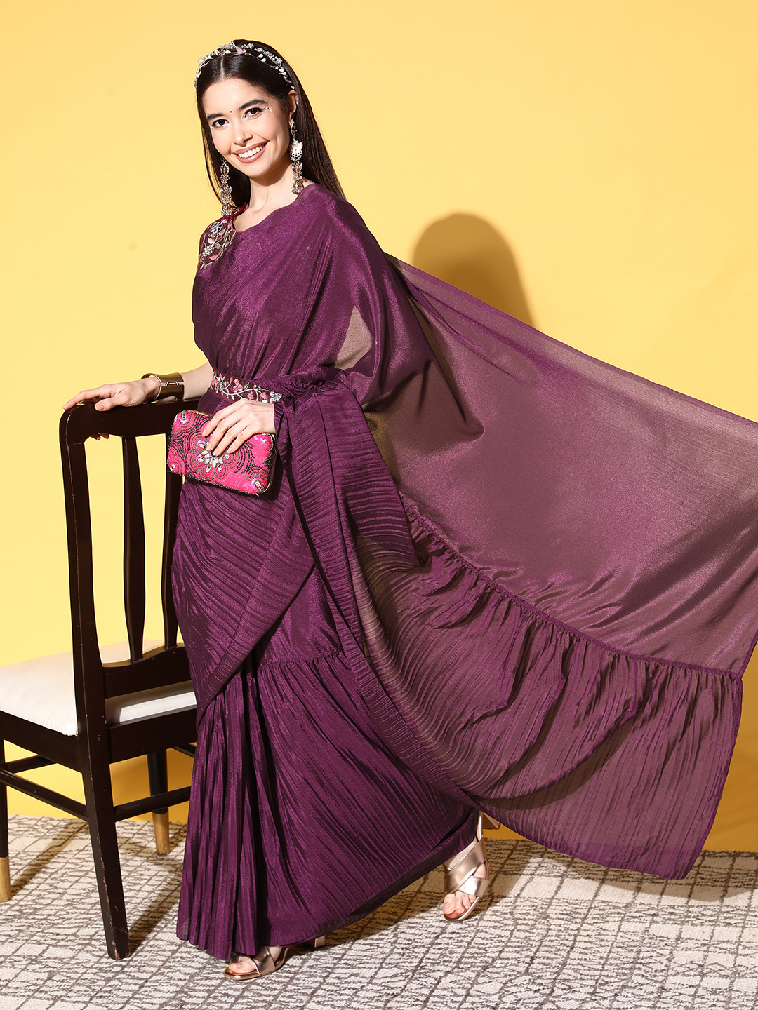 

Mitera Solid Belted Saree, Purple