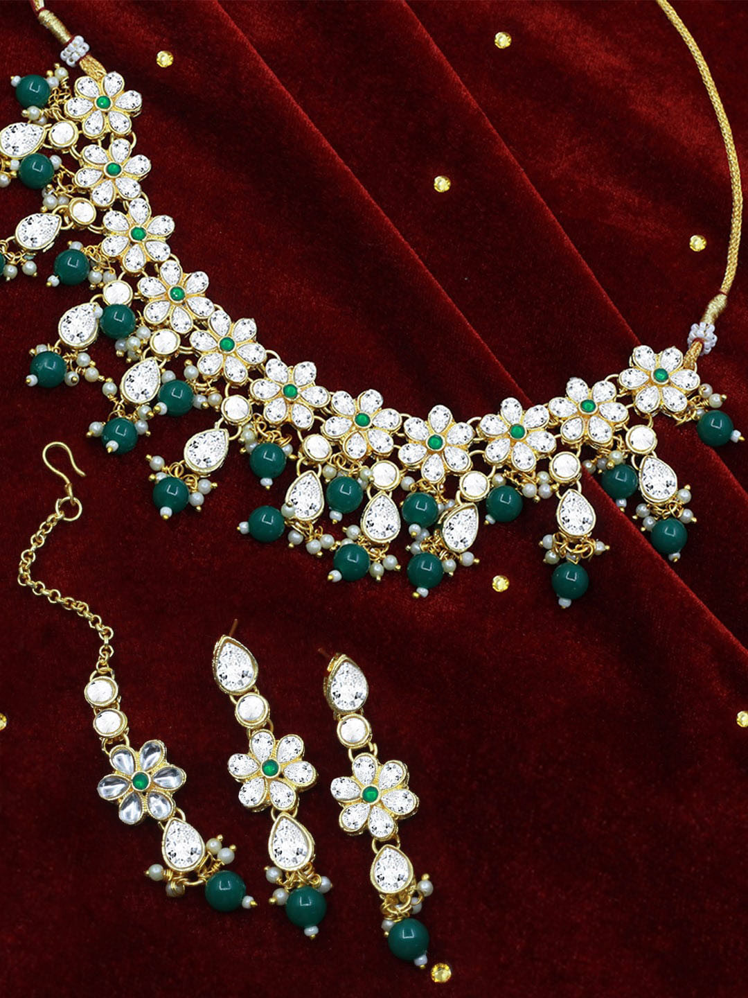

SAIYONI Gold-Plated Stone-Studded & Pearl Beaded Jewellery Set