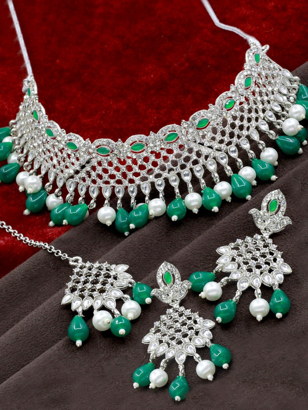 

SAIYONI Silver-Plated Stone-Studded Jewellery Set, Green