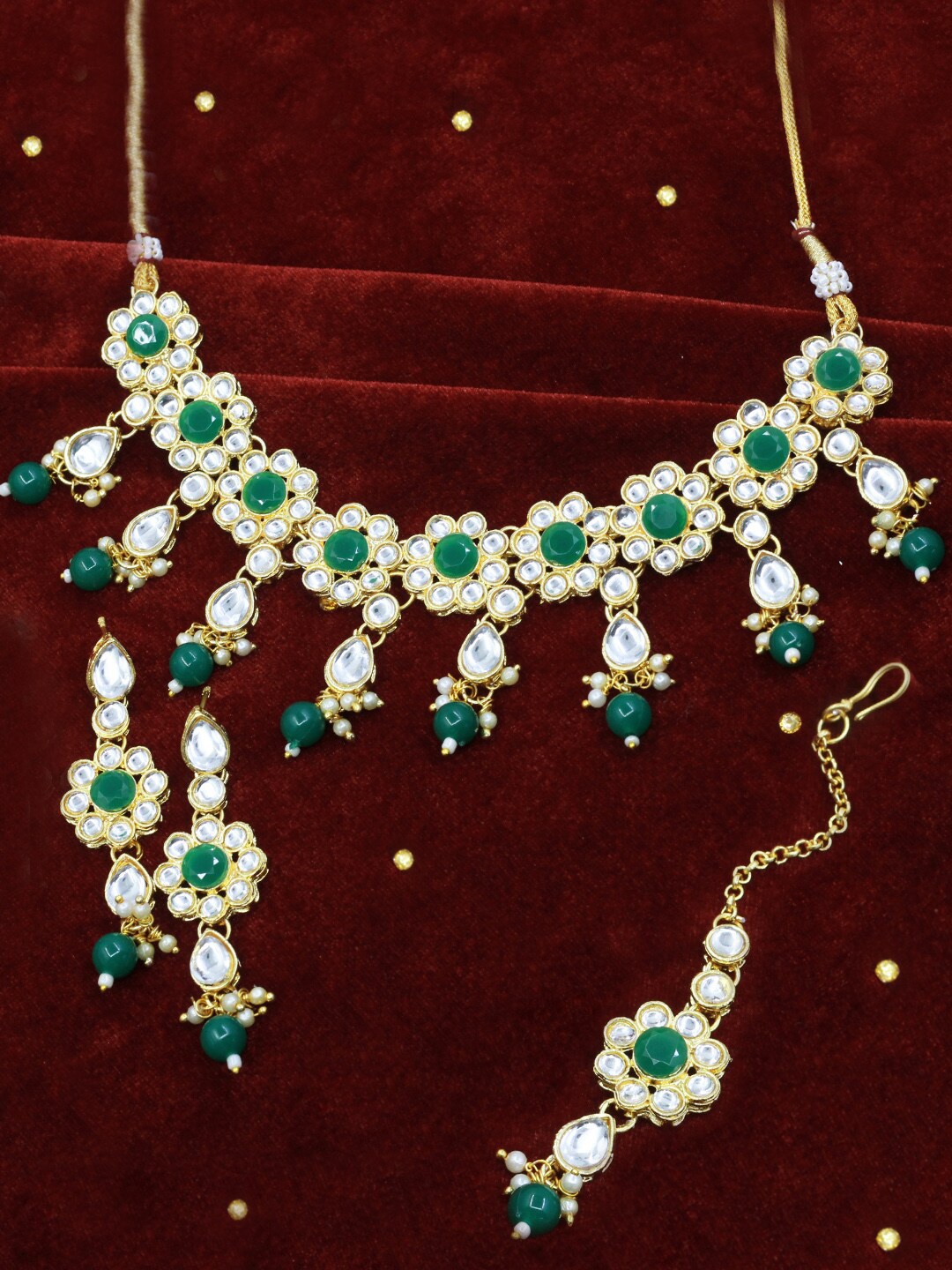 

SAIYONI Gold-Plated Stone-Studded & Pearl Beaded Jewellery Set, Green