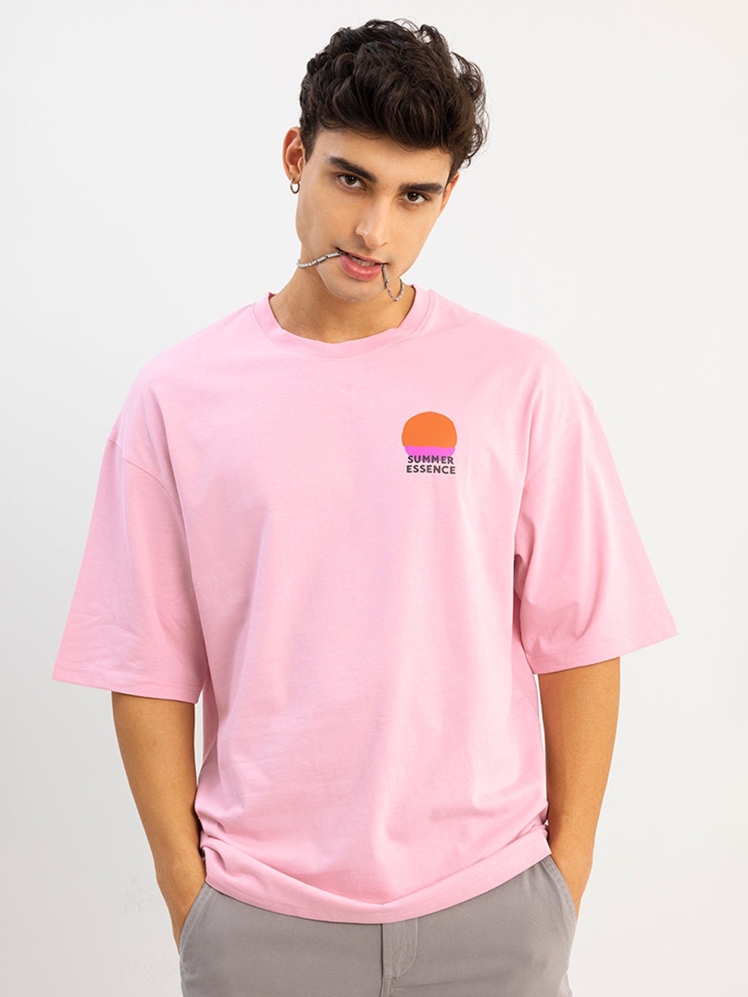 

Snitch Men Drop-Shoulder Sleeves Boxy T-shirt, Pink
