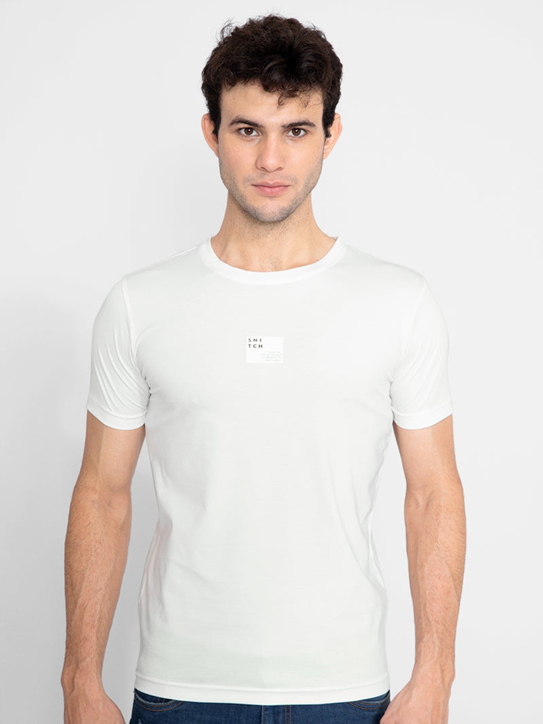 

Snitch Men Solid Slim Fit T-shirt, White