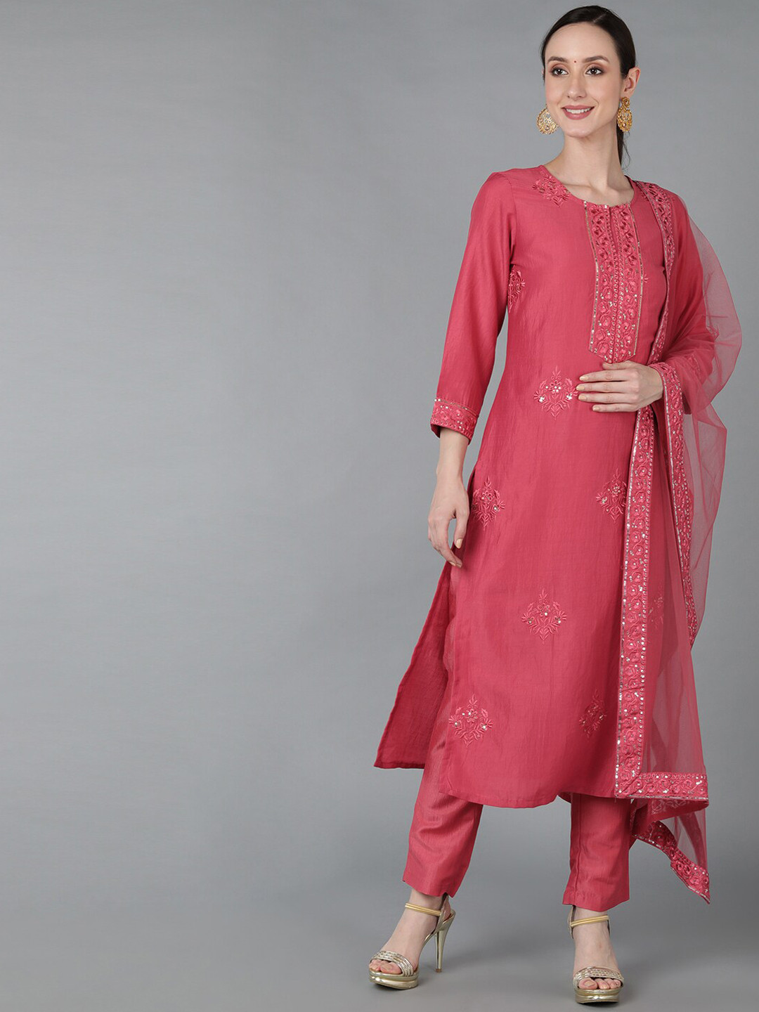 

AHIKA Women Floral Embroidered Sequinned Kurta with Trousers & Dupatta, Mauve